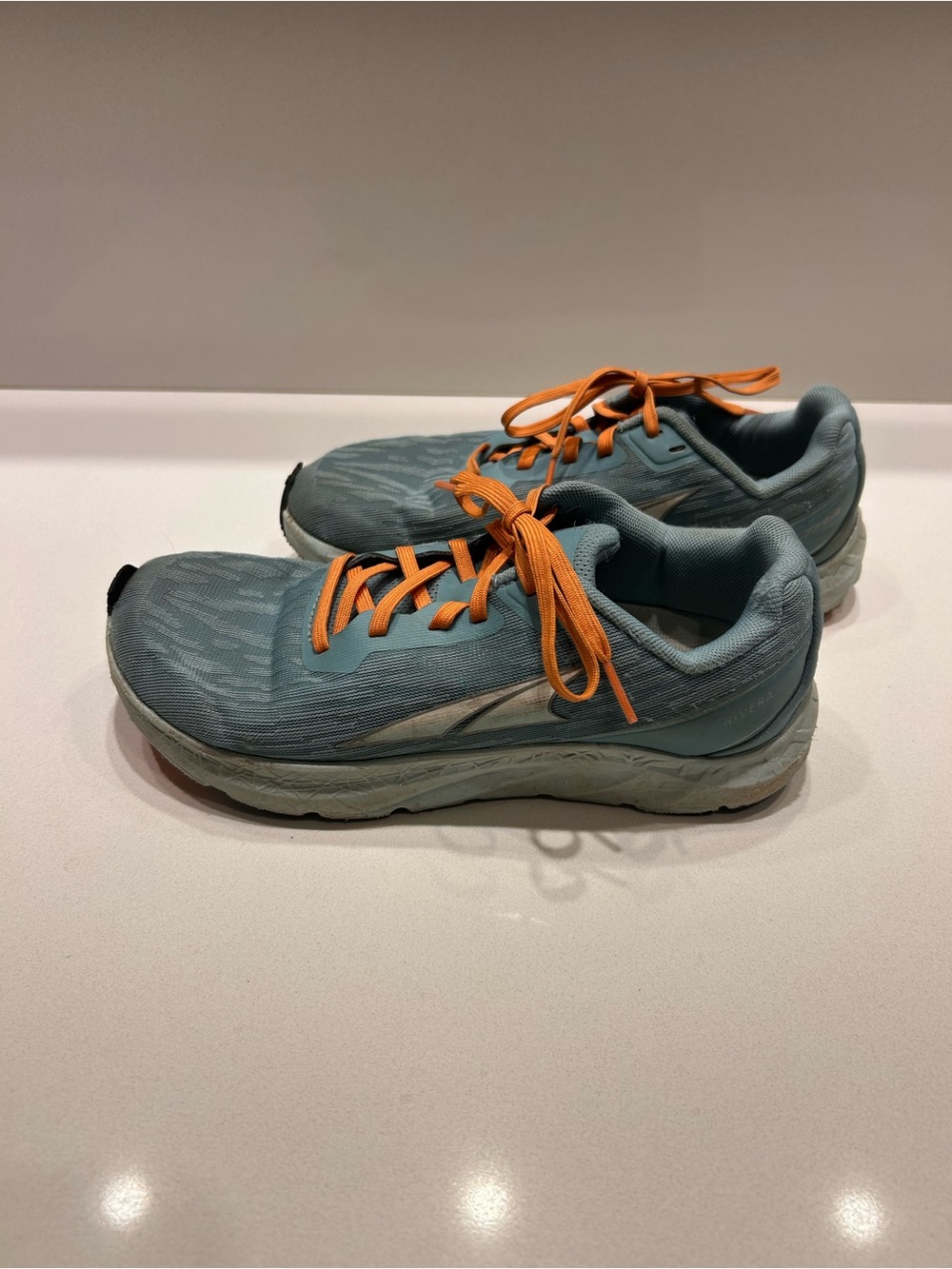 Women’s Altra Running Shoes in Teal size7